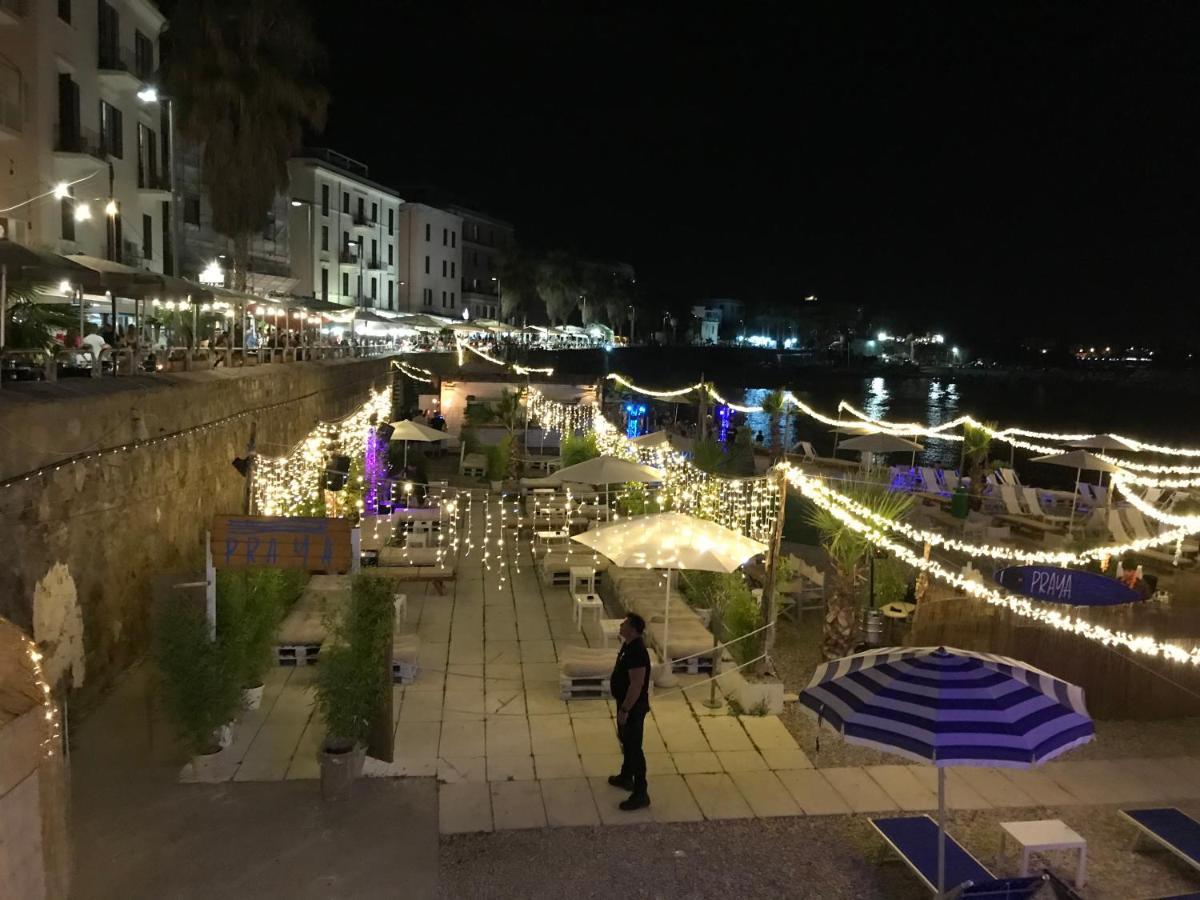 شقة Casa Vacanza Tindara شيفيتافيكْيا المظهر الخارجي الصورة